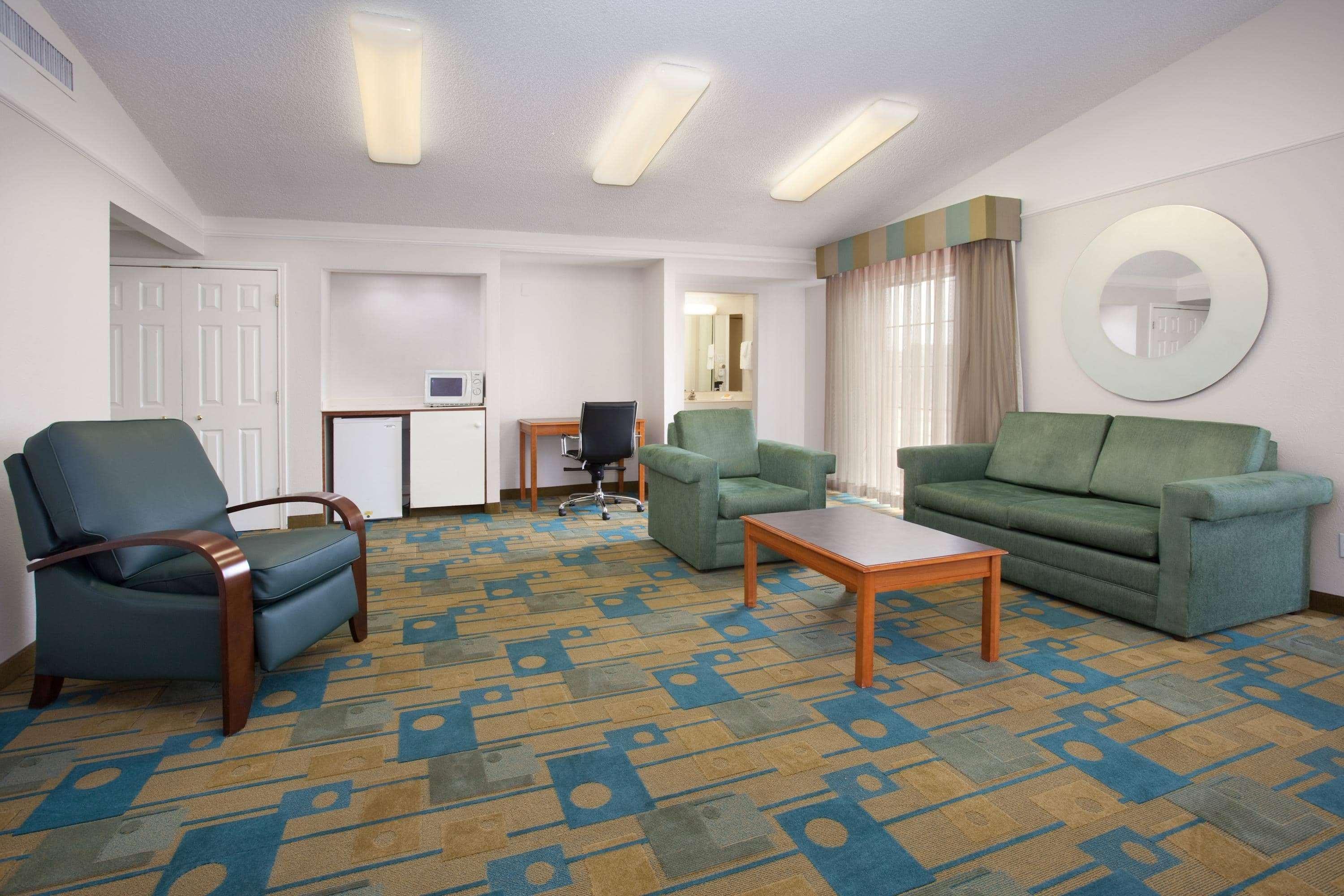 La Quinta Inn By Wyndham Denver Central Εξωτερικό φωτογραφία