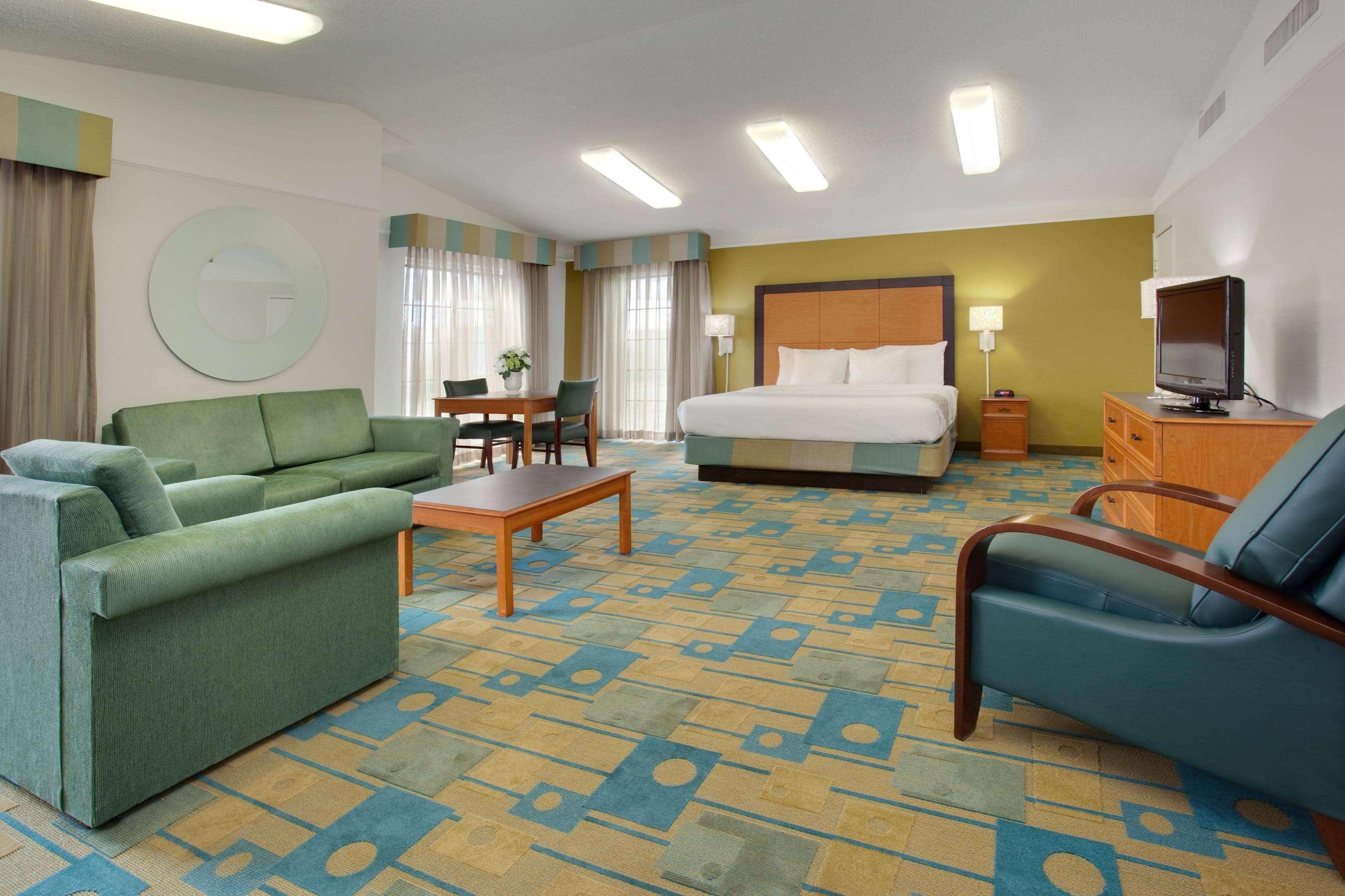 La Quinta Inn By Wyndham Denver Central Εξωτερικό φωτογραφία