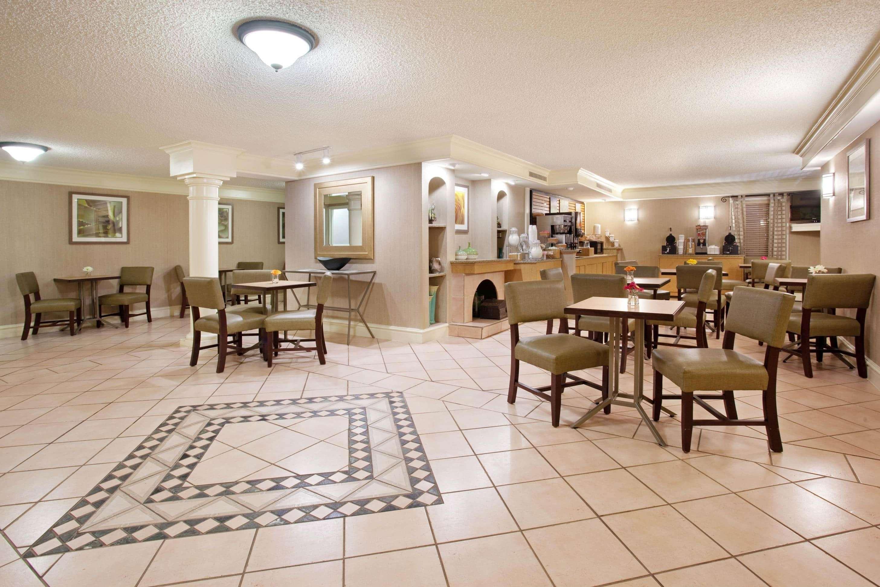 La Quinta Inn By Wyndham Denver Central Εξωτερικό φωτογραφία